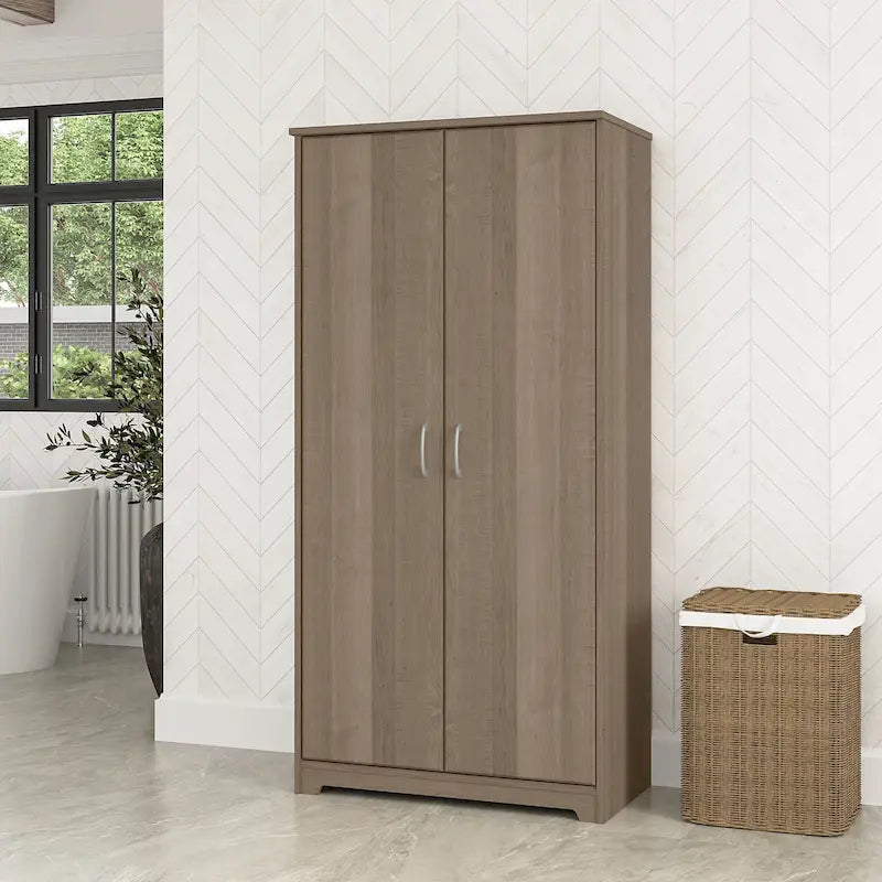 Armoire de rangement haute à 2 portes avec étagères réglables, 61 po H