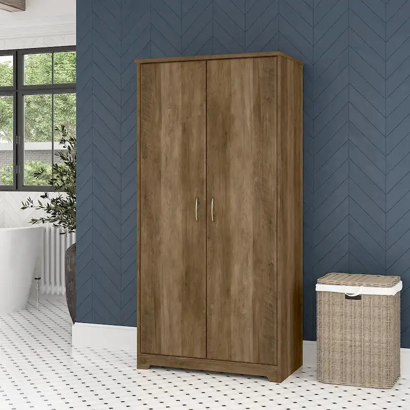 Armoire de rangement haute à 2 portes avec étagères réglables, 61 po H