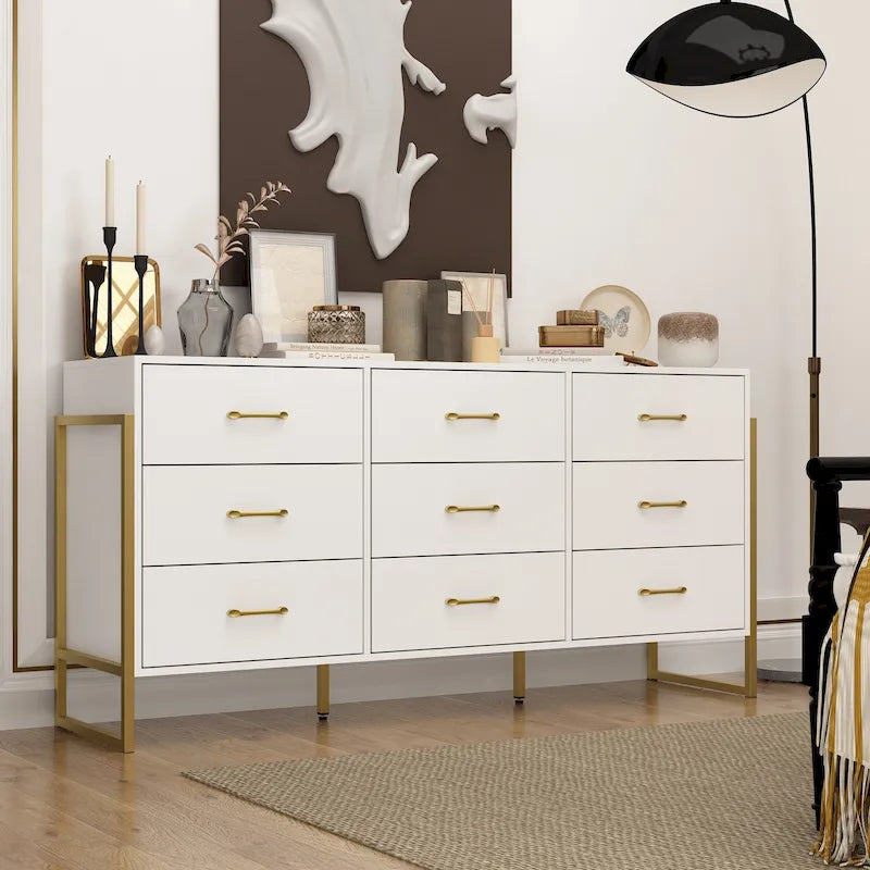 Commode large à 9 tiroirs avec poignées dorées et pieds en métal, 155 cm, rangement moderne pour chambre à coucher