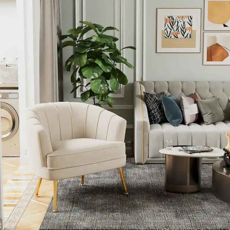 Fauteuil d'appoint en velours avec capitonnage cannelé et pieds en métal doré