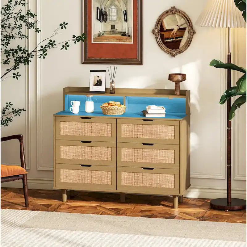 Commode de rangement à 6 tiroirs en rotin avec lumières LED et prise de courant, pour chambre à coucher et salon
