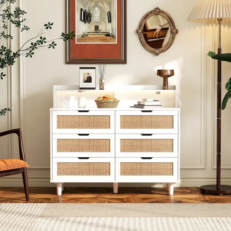 Commode de rangement à 6 tiroirs en rotin avec lumières LED et prise de courant, pour chambre à coucher et salon