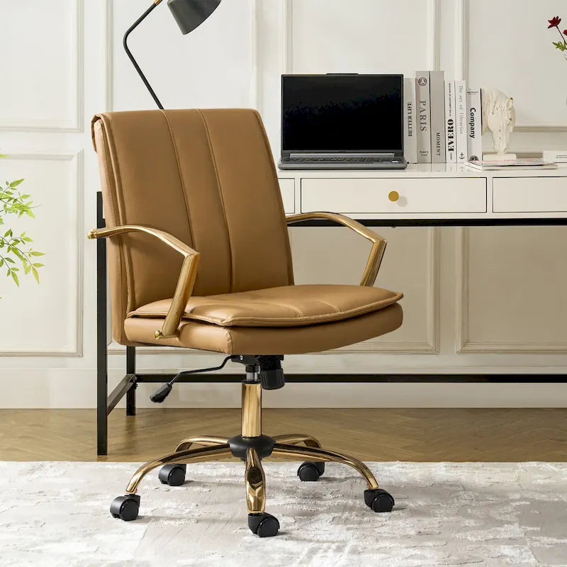 Fauteuil de bureau à bascule moderne avec piètement en métal doré et revêtement en similicuir